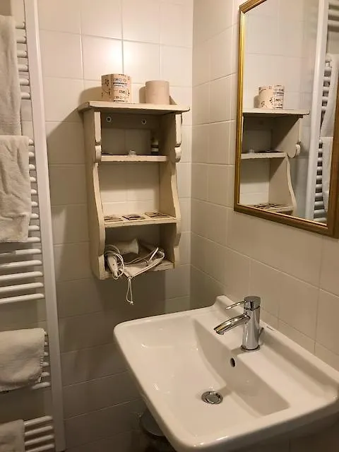 Due Piu Due Bed & Breakfast Torre Boldone